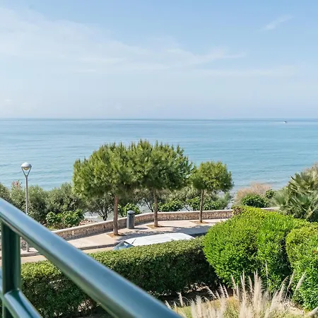 Frente Al Mar * Sitges