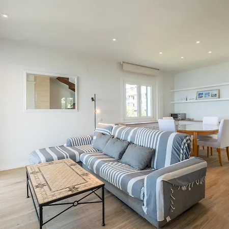 Frente Al Mar Διαμέρισμα Σίτζες