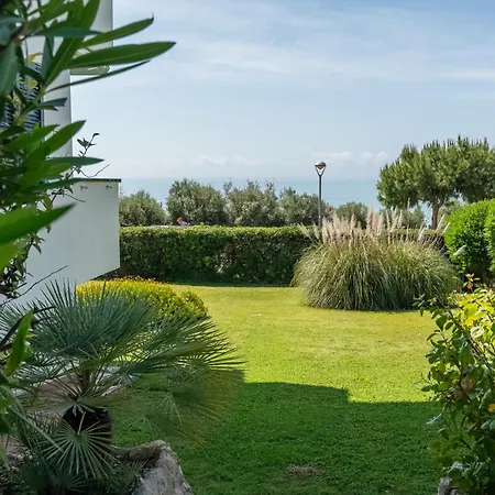 Frente Al Mar * Sitges